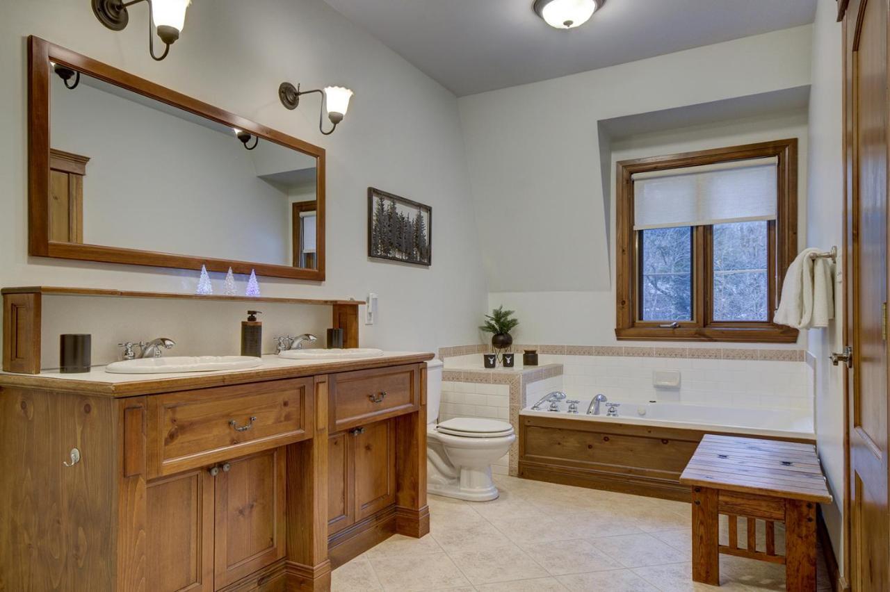 Les Manoirs Wpool & Hot Tub Near Village 120-8 Mont-Tremblant Esterno foto