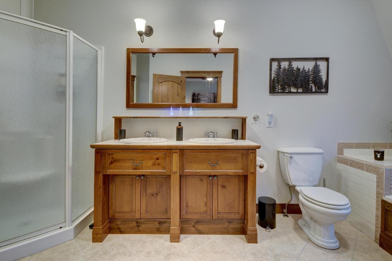 Les Manoirs Wpool & Hot Tub Near Village 120-8 Mont-Tremblant Esterno foto